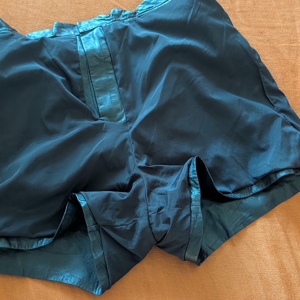 NEW All Saints Real Leather Shorts with Belt - Picture 5 of 10